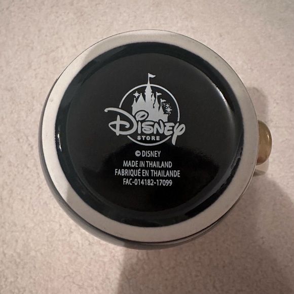 *Disney store licensed Snow White latte mug - Picture 4 of 4